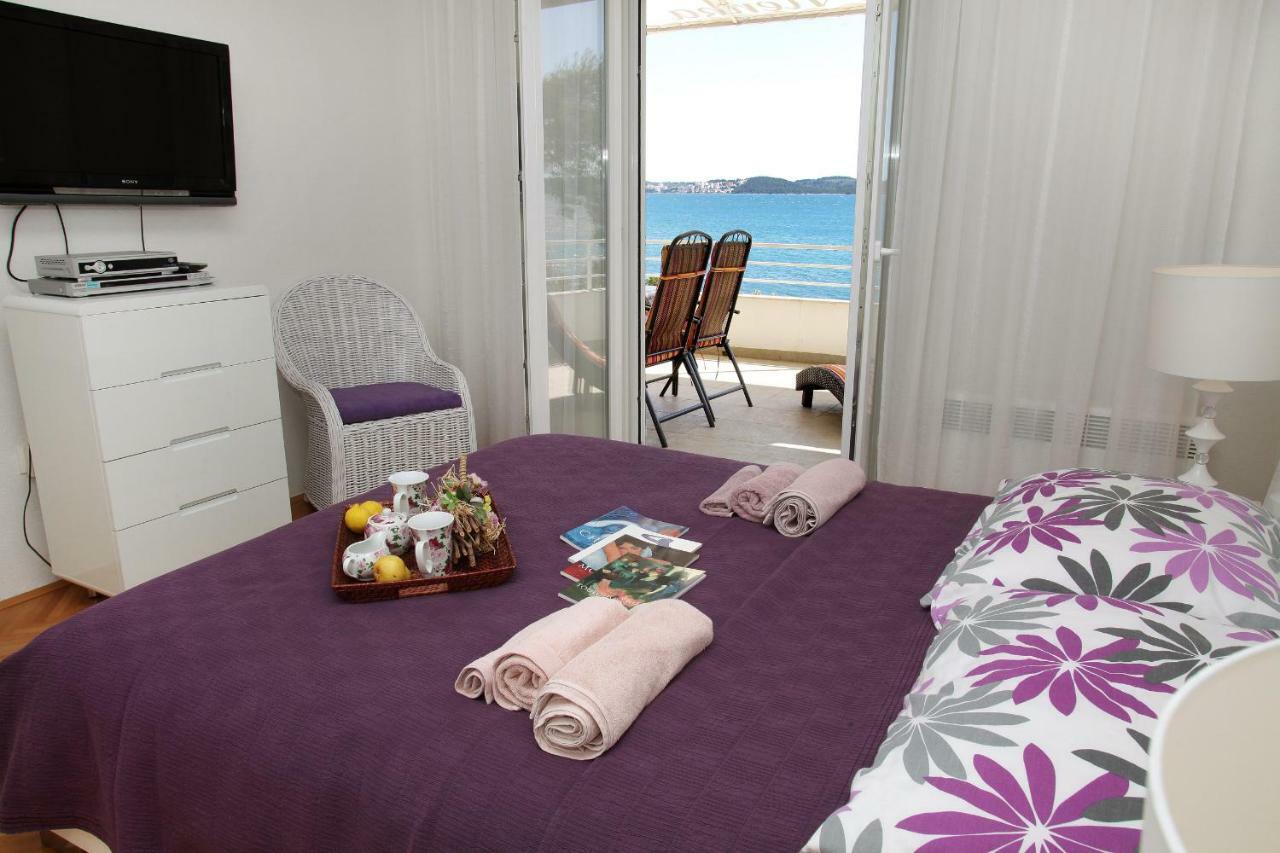 Gem Of The Sea Luxury Beach Apartment With Brand New Heating Infinity Pool Трогир Екстериор снимка